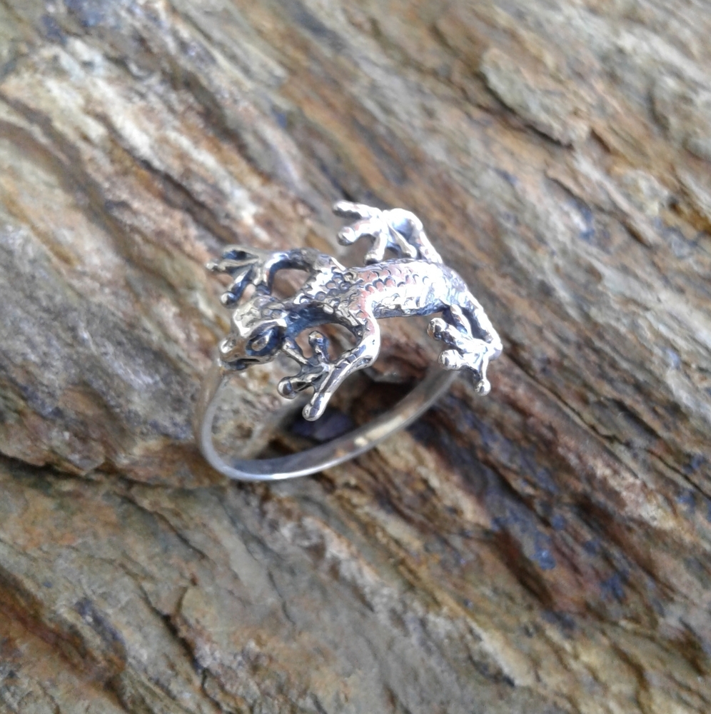 Sterling Silver Lizard Ring Size 9 - image 3